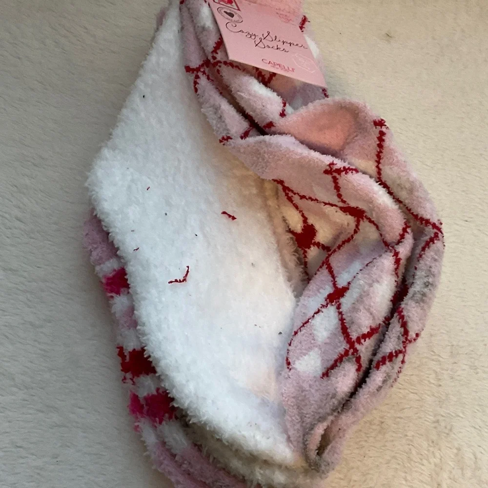 Capelli of New York Pink and Red Argyle Slipper Socks